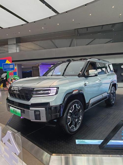 重庆垫江县纳亿联企业管理咨询比亚迪方程豹硬派越野的爆款，英菲尼迪35周年与你共成长