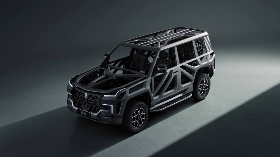 重庆垫江县纳亿联企业管理咨询仰望U8硬派越野的科技魅力，国能汽车对传统燃油车市场的冲击